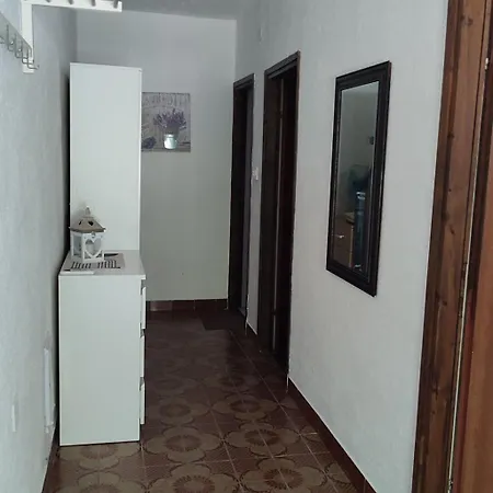 Сasa de vacaciones Holiday Home Apartman Beli 1 By Interhome