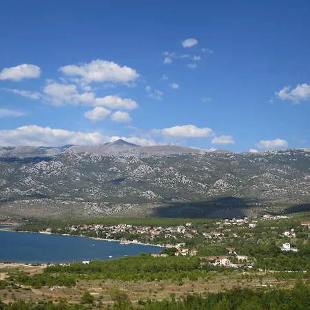Holiday Home Apartman Beli 1 By Interhome Сasa de vacaciones Vinistina
