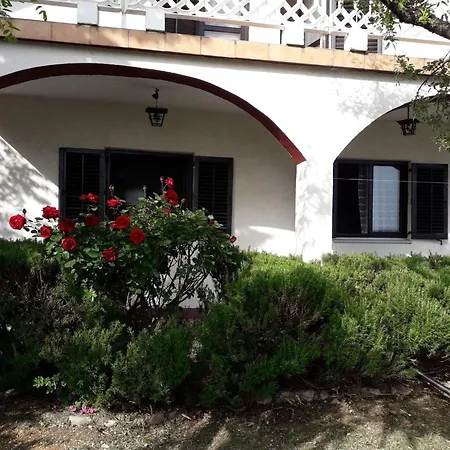 Holiday Home Apartman Beli 1 By Interhome * Vinistina