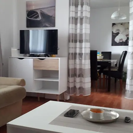 Mit Meerblick By Interhome * Vinistina