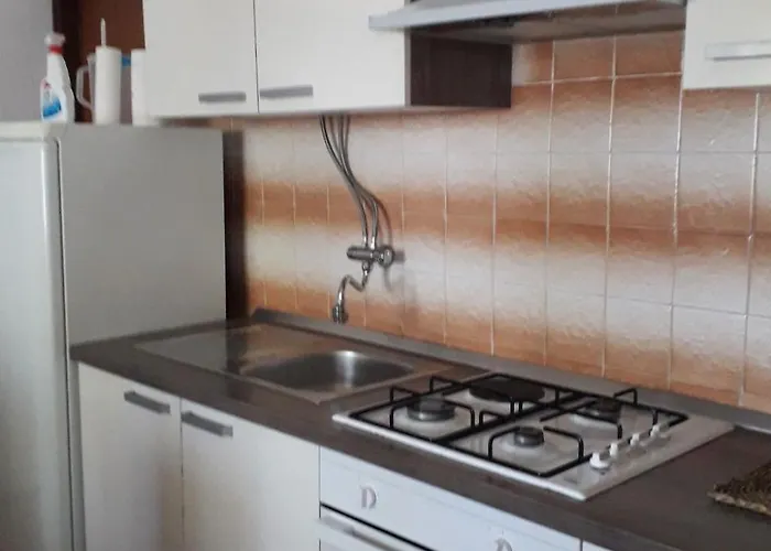 Mit Meerblick By Interhome Vikendica